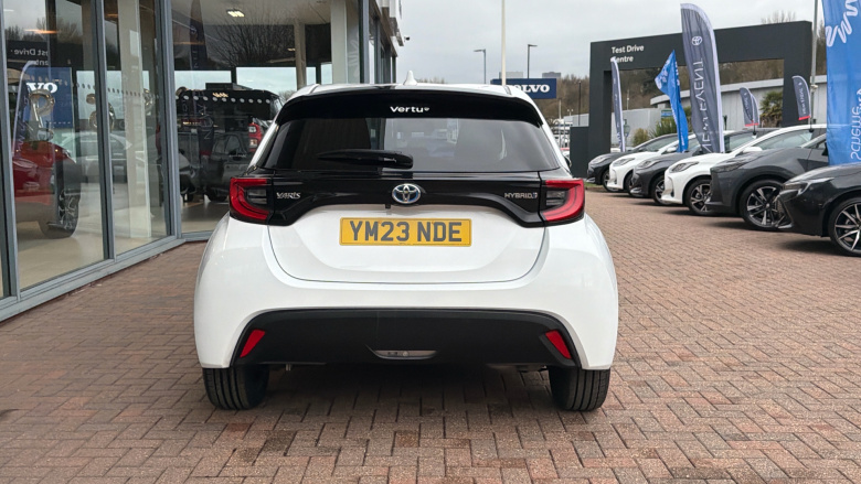 Toyota Yaris 1.5 Hybrid Design 5dr CVT Hybrid Hatchback